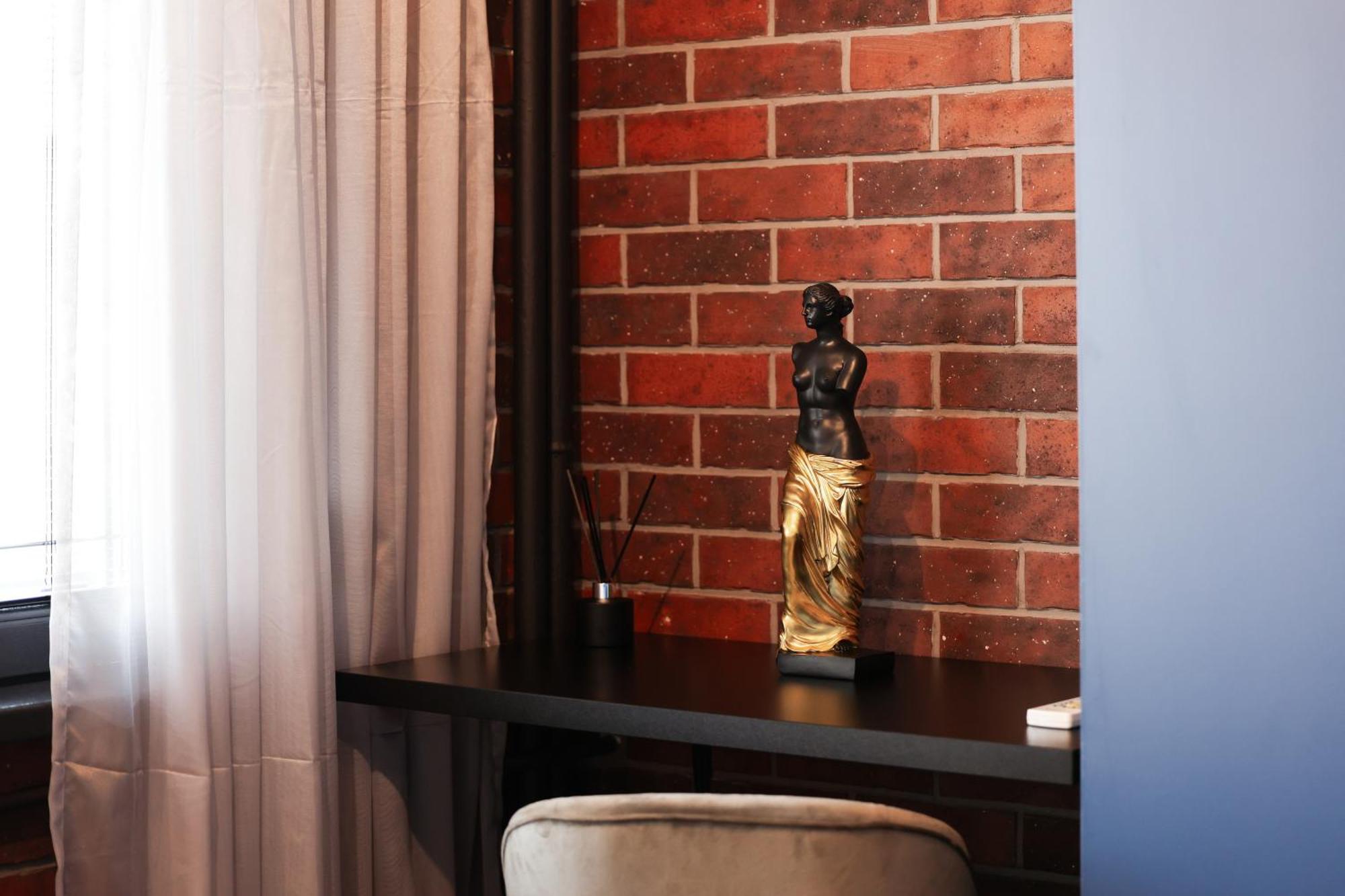 Harley Quinn Apartment بوخارست المظهر الخارجي الصورة